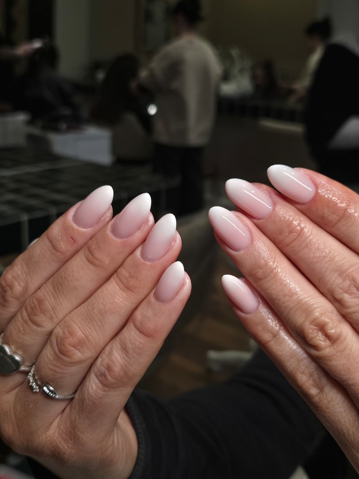 BIAB vs Gel vs SNS: Which Nail Service Is Right for You?